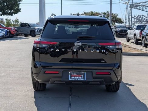 Used 2024 Nissan Pathfinder SV FWD image 7