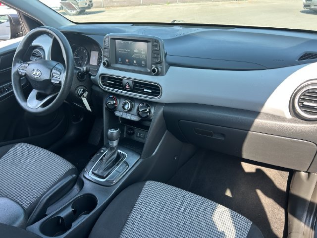 Used 2021 Hyundai Kona SE FWD image 28
