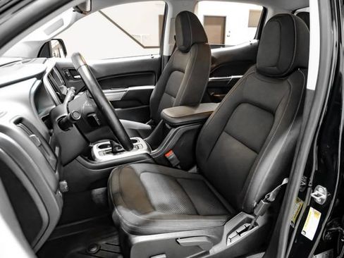Used 2020 Chevrolet Colorado LT w/ Safety Package RWD image 30