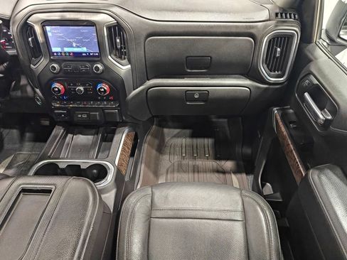 Used 2019 GMC Sierra 1500 Denali w/ Denali Ultimate Package AWD/4WD image 38