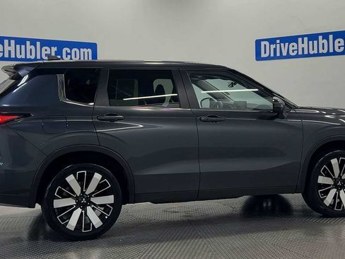 Used 2025 Mitsubishi Outlander SE AWD/4WD image 9