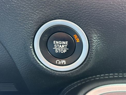 Used 2019 Dodge Challenger R/T w/ Driver Convenience Group image 35