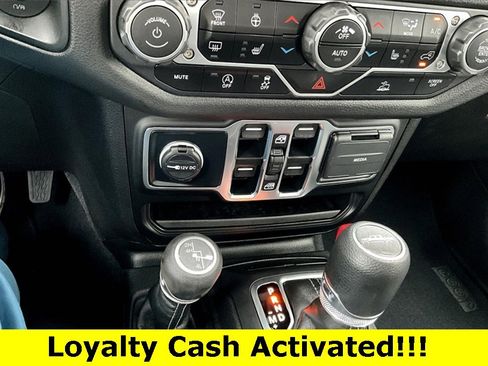 New 2025 Jeep Gladiator Sport image 33