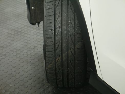 Used 2017 Honda HR-V EX image 15