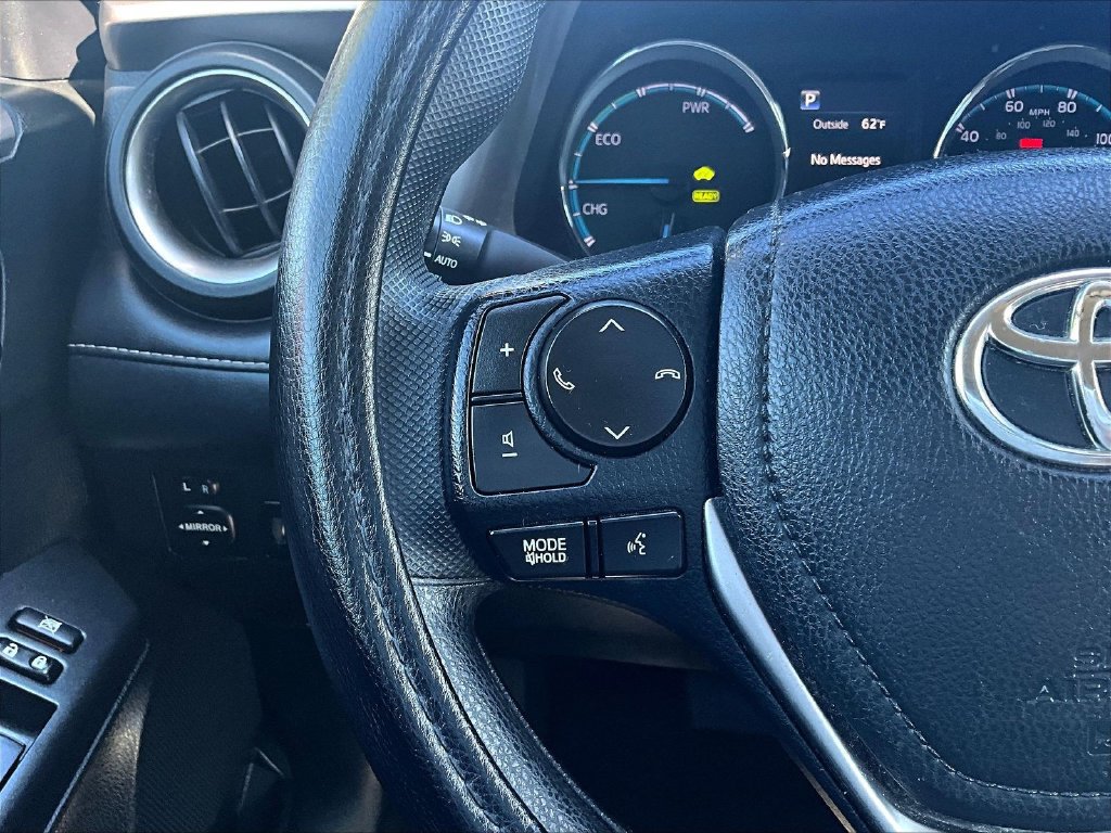 Used 2018 Toyota RAV4 LE AWD/4WD image 10