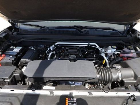 New 2026 GMC Canyon Elevation w/ Convenience Package image 26