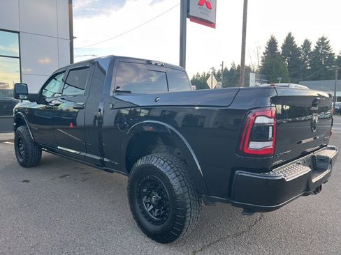 Used 2024 RAM 2500 Limited image 5