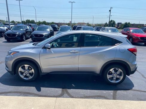 Used 2022 Honda HR-V LX image 4