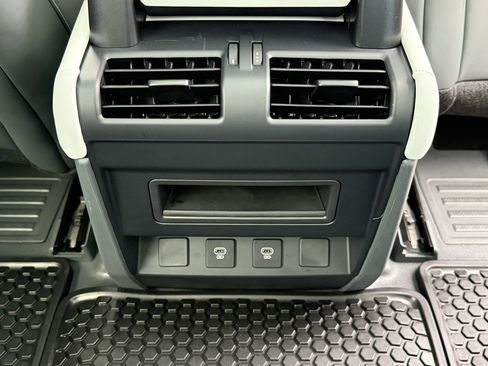 Certified 2025 Land Rover Defender 90 S image 40