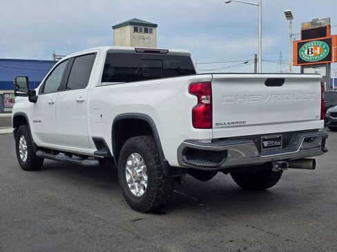 Used 2022 Chevrolet Silverado 2500 LT w/ Convenience Package image 8