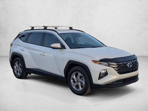 Used 2022 Hyundai Tucson SEL FWD image 3