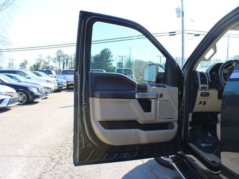 Used 2018 Ford F150 Lariat image 32