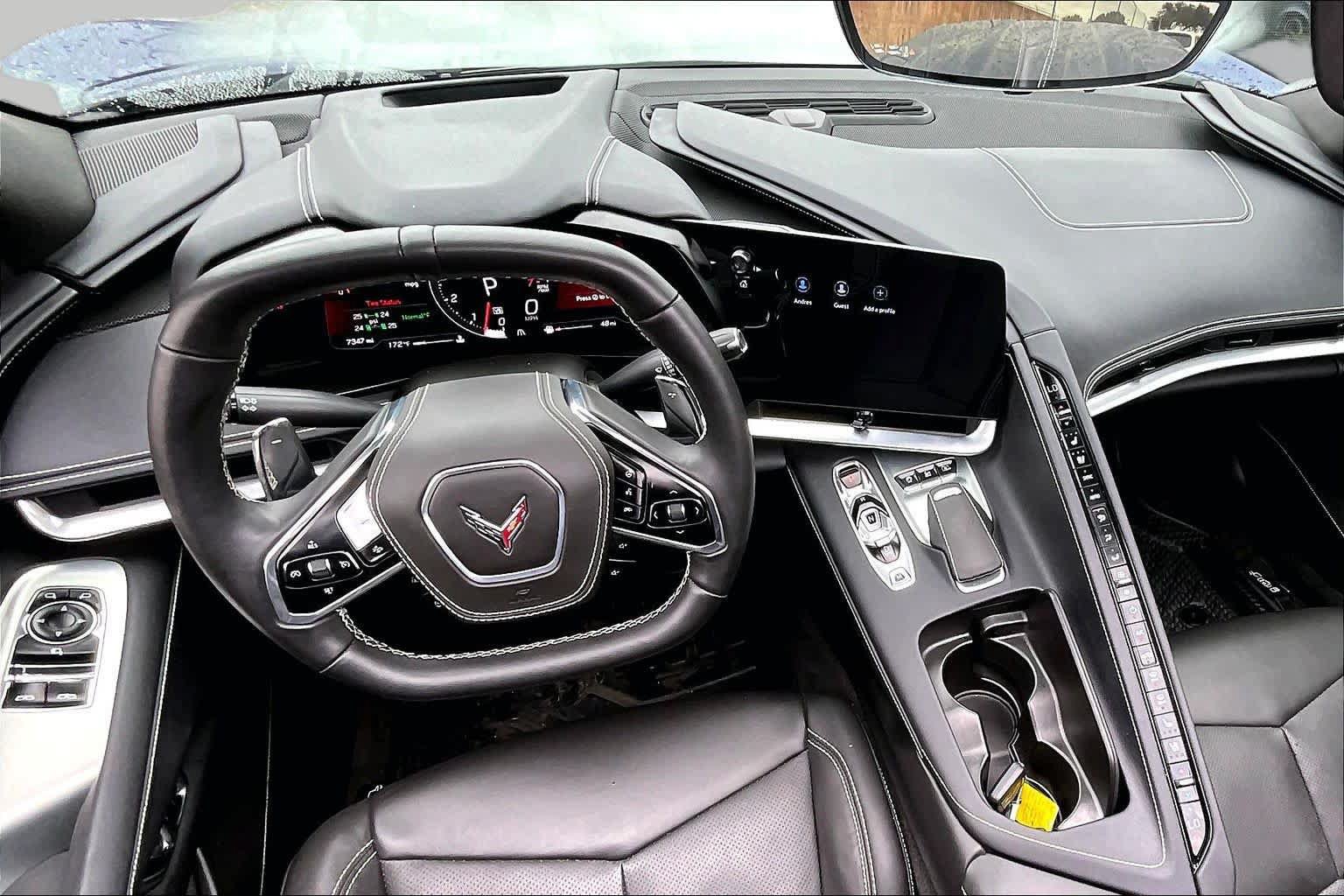 Used 2025 Chevrolet Corvette Stingray Preferred Cpe w/ Battery Protection Package RWD image 16