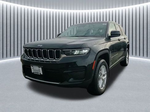 New 2025 Jeep Grand Cherokee Laredo X w/ Luxury Tech Group I image 22