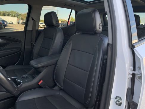 Used 2022 GMC Terrain SLT w/ Infotainment Package II image 10