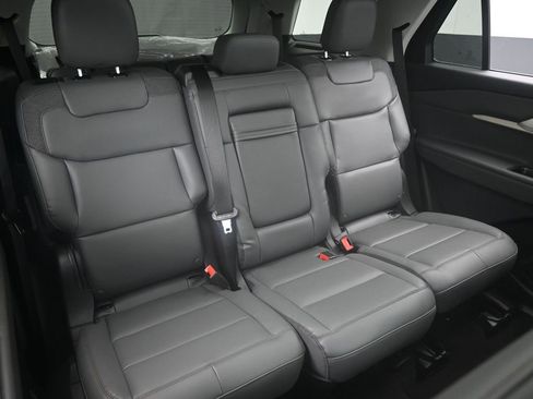 New 2026 Ford Explorer Active image 37