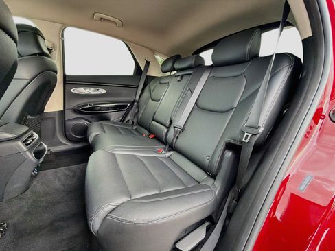 Used 2025 Genesis GV70 2.5T AWD/4WD image 20