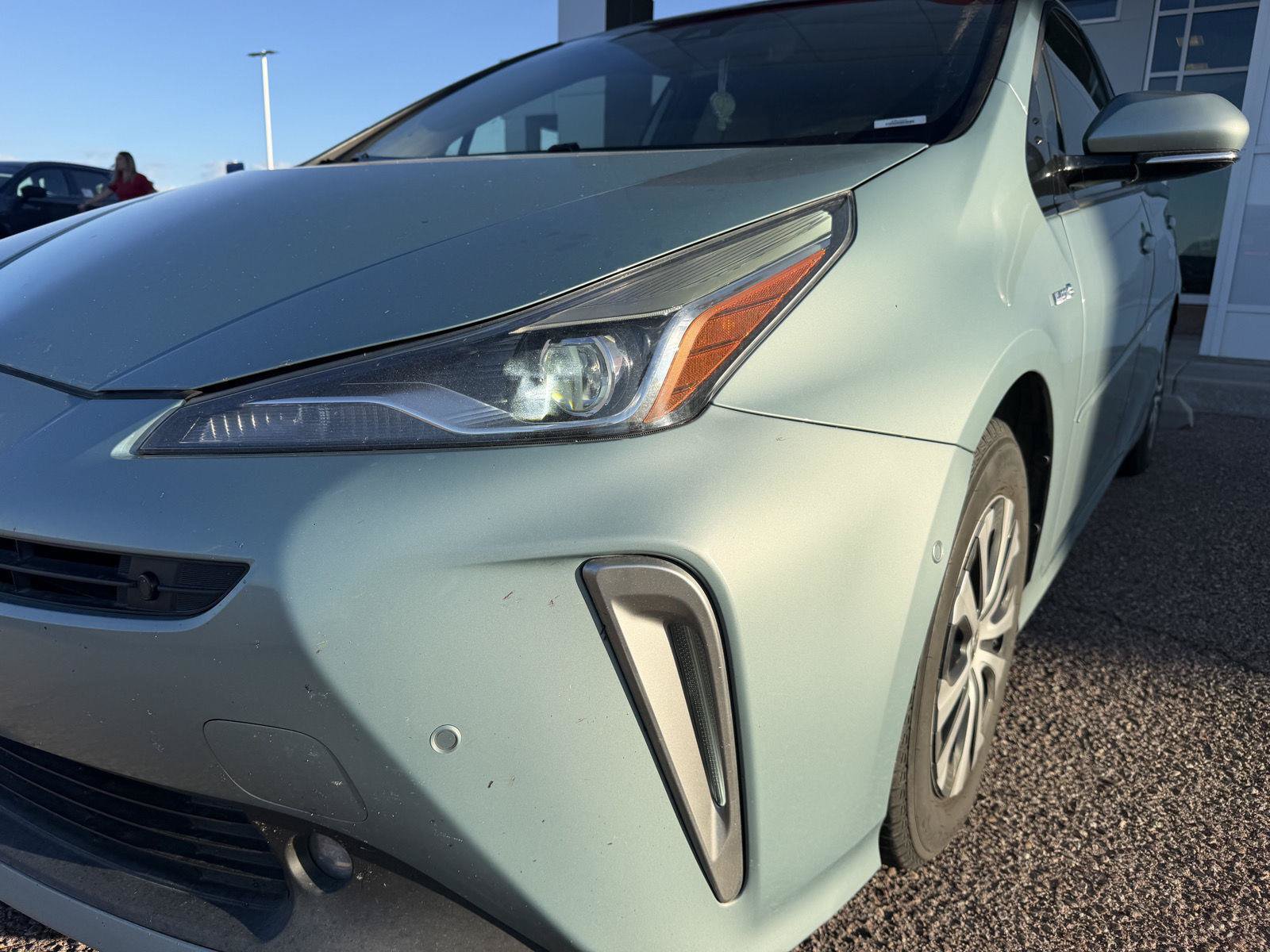 Used 2020 Toyota Prius LE AWD/4WD image 10