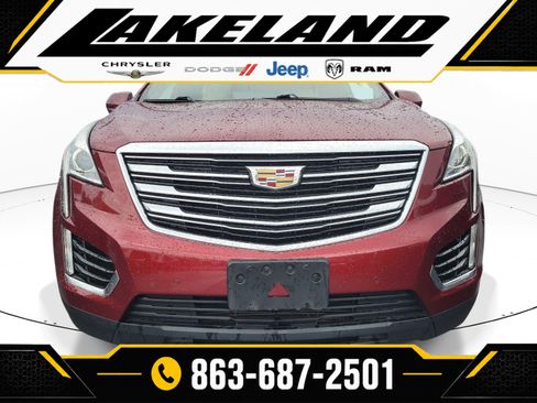 Used 2017 Cadillac XT5 Luxury w/ Driver Awareness Package FWD image 2