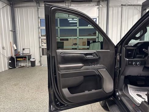 Used 2024 GMC Sierra 1500 AT4X AWD/4WD image 7