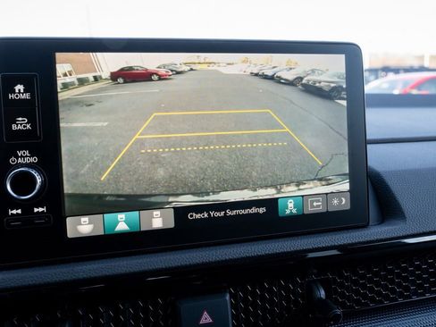 Used 2024 Honda CR-V Sport Touring image 15