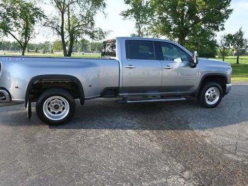 Used 2024 Chevrolet Silverado 3500 LTZ AWD/4WD image 7