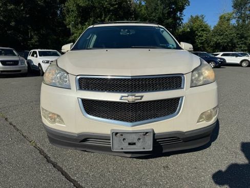 Used 2011 Chevrolet Traverse LT w/ All-Star Package AWD/4WD image 8