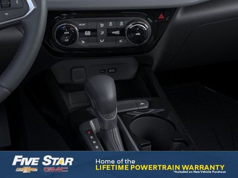New 2026 Chevrolet Trax LT w/ Driver Confidence Package FWD image 24