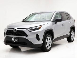 Used 2024 Toyota RAV4 LE video 2