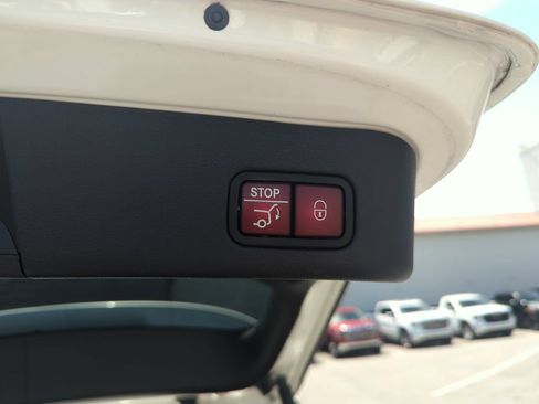 Used 2016 Mercedes-Benz GLE 400 4MATIC image 31