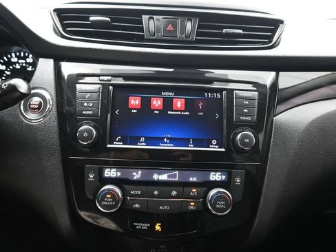 Used 2019 Nissan Rogue Sport SV AWD/4WD image 21