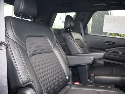 Certified 2023 Nissan Pathfinder Rock Creek image 31