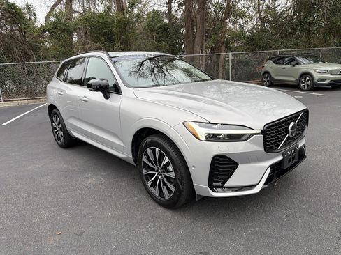 Certified 2025 Volvo XC60 B5 Plus w/ Climate Package image 2