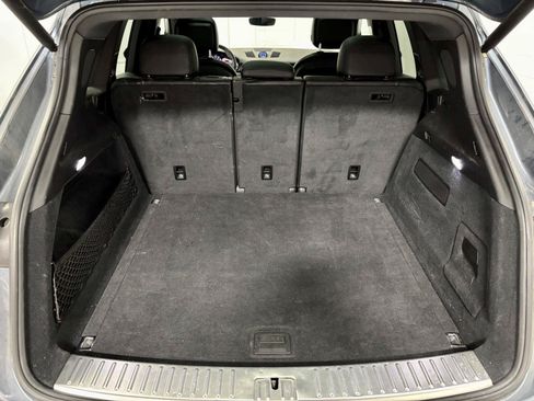Used 2019 Porsche Cayenne AWD/4WD image 40