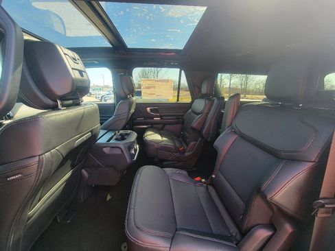 New 2026 Ford Expedition Max Platinum image 26