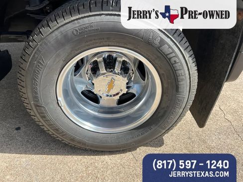 Used 2024 Chevrolet Silverado 3500 LT w/ Convenience Package AWD/4WD image 6