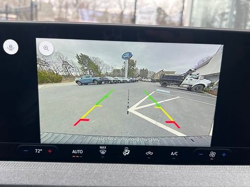 New 2026 Ford Maverick XLT image 24