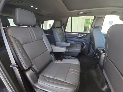 Used 2023 Chevrolet Tahoe RST w/ Luxury Package AWD/4WD image 27