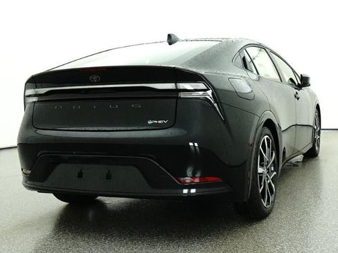 New 2026 Toyota Prius Plug-In Hybrid FWD image 26