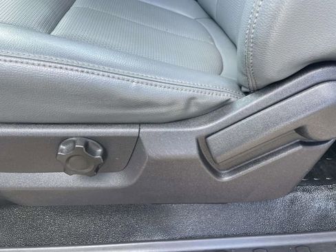 Used 2015 Ford F250 XL w/ XL Value Package RWD image 9