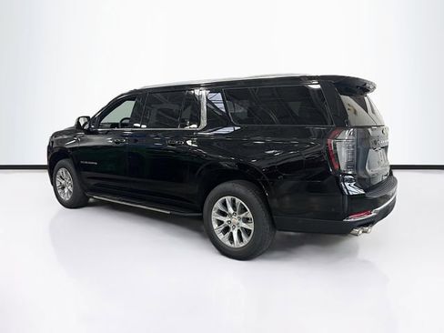 New 2025 Chevrolet Suburban Premier image 8