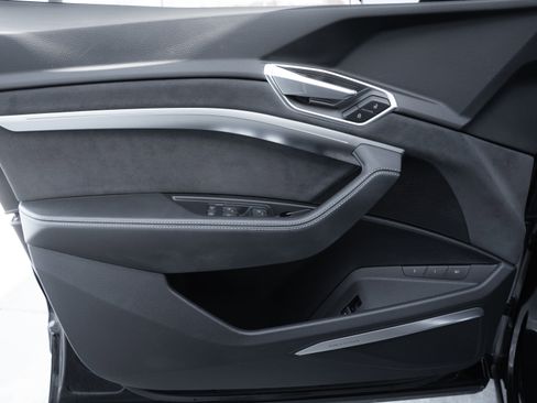 Certified 2023 Audi e-tron S Prestige w/ Prestige Package image 22