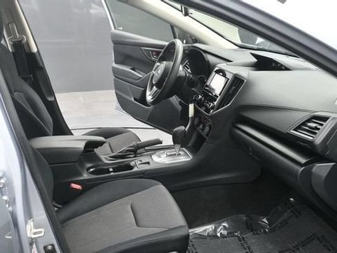 Used 2018 Subaru Crosstrek 2.0i AWD/4WD image 16