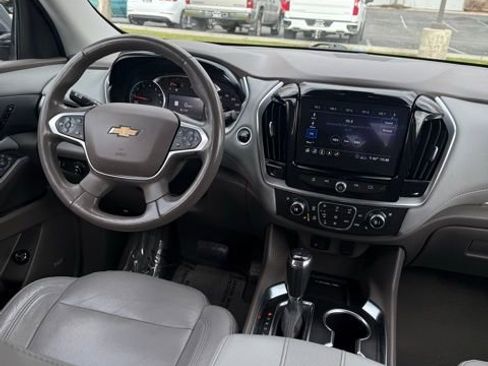 Used 2020 Chevrolet Traverse Premier image 28