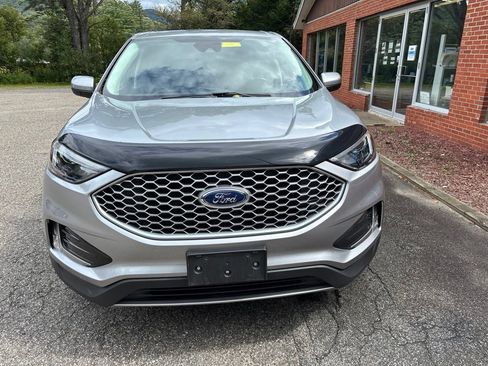 Used 2024 Ford Edge SEL w/ Convenience Package AWD/4WD image 3