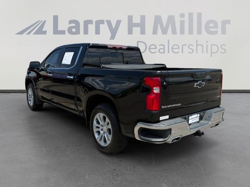 Used 2024 Chevrolet Silverado 1500 LTZ AWD/4WD image 3