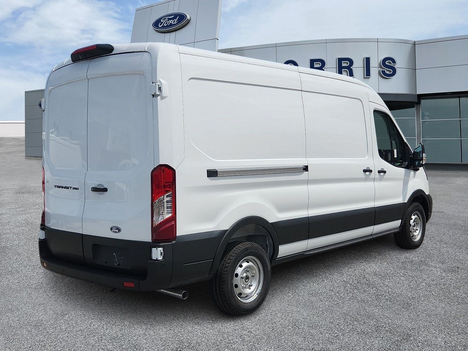 New 2026 Ford Transit 250 148 Medium Roof RWD image 4