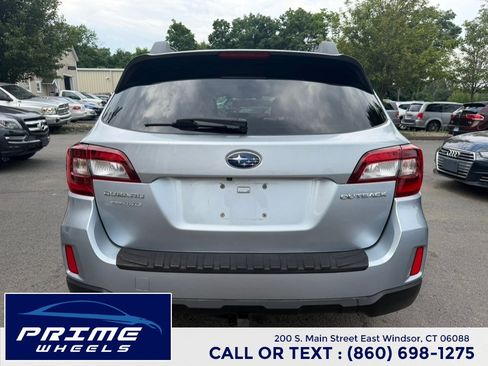 Used 2015 Subaru Outback 2.5i Limited AWD/4WD image 6