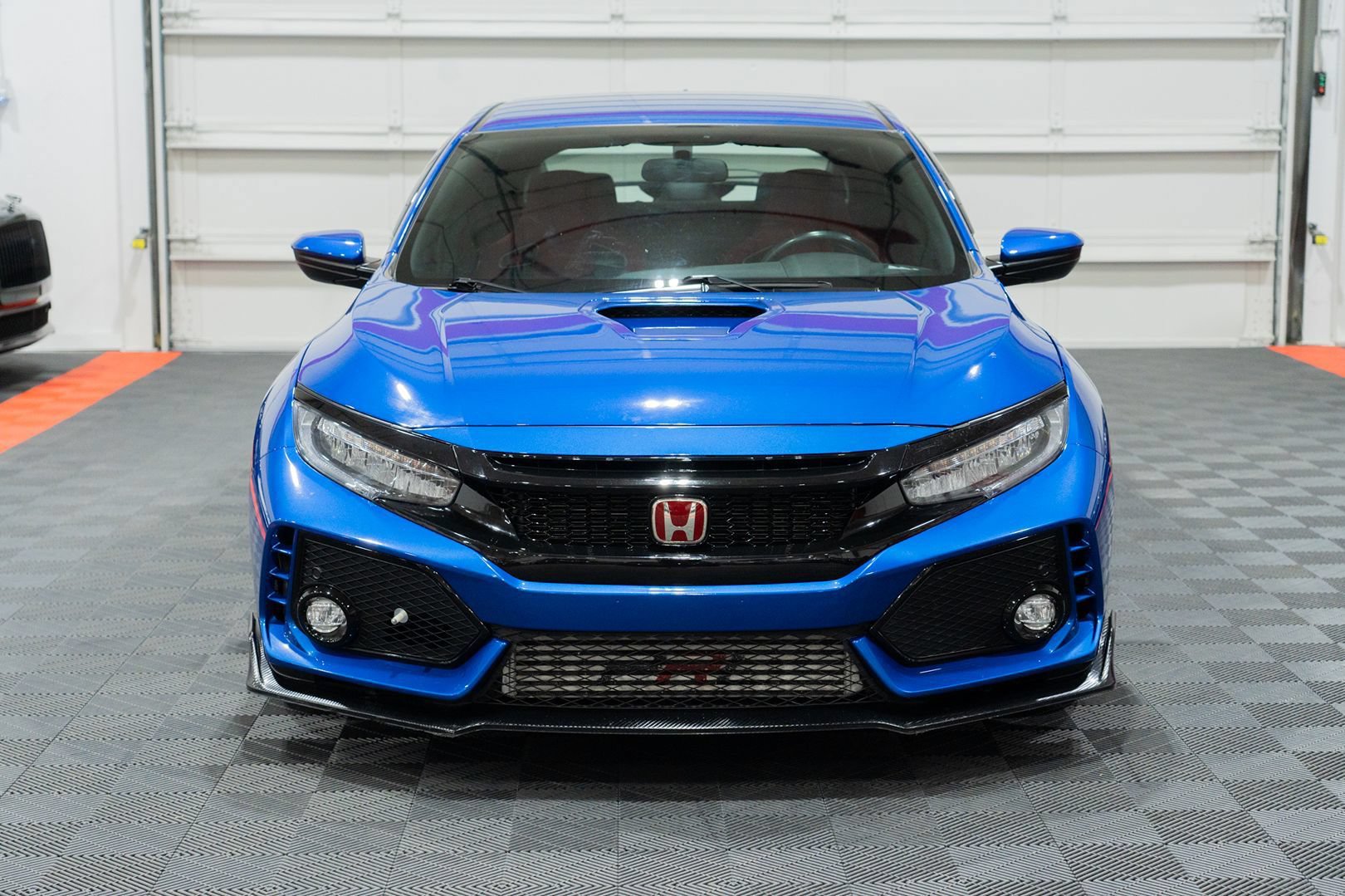 Used 2018 Honda Civic Type R image 2