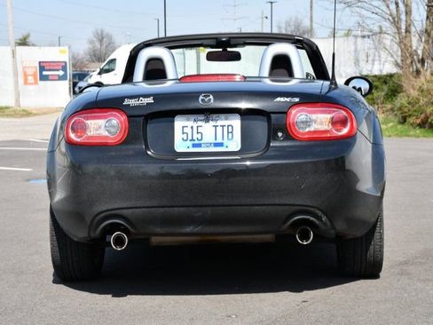 Used 2010 MAZDA MX-5 Miata Sport w/ Convenience Pkg image 6